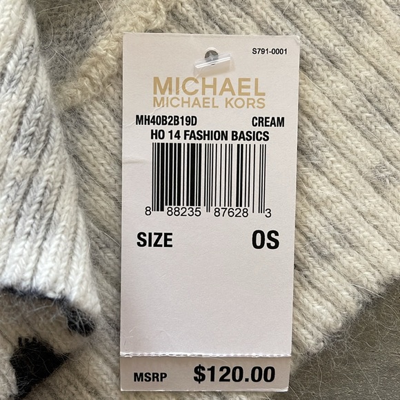 Michael Kors Leopard Scarf - Picture 4 of 4